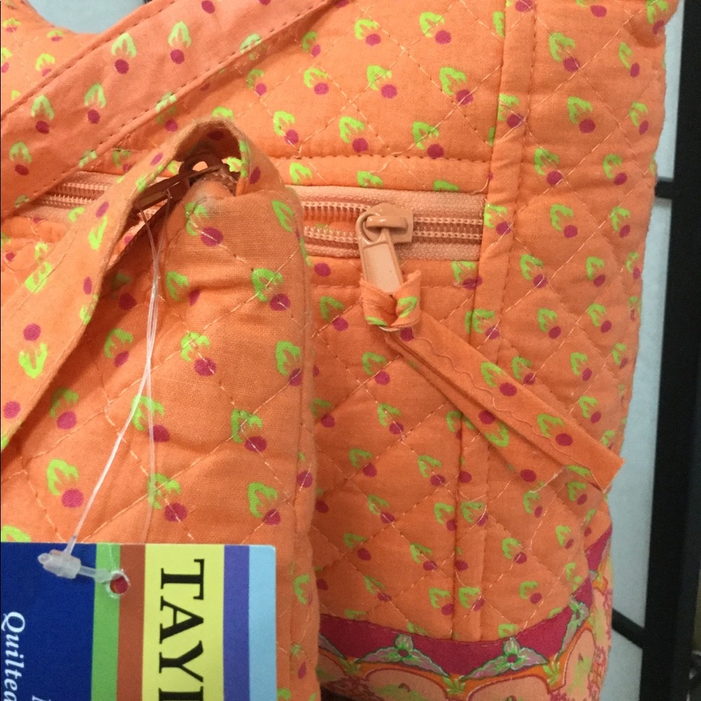 Purse - Picture 4 of 8